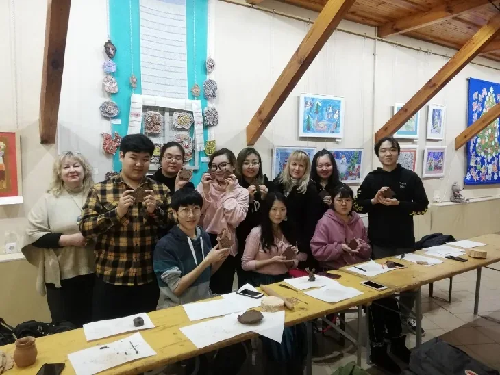 维捷布斯克国立大学（马舍罗夫）材料与作品交流