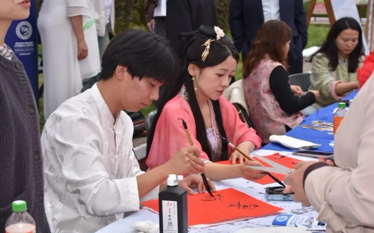 戈梅利国立大学（弗朗西斯克·斯科里纳）文化体验活动